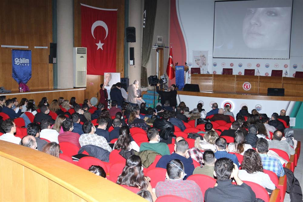 Ankara Eğitim ve Araştırma Hastanesinin ev sahipliği yaptığı “Yüzde Noninvaziv Uygulamalar